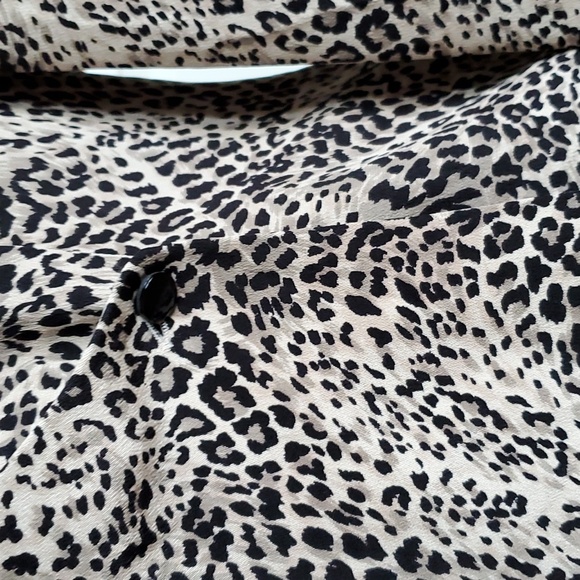 Dana Buchman silk blouse - Picture 5 of 5